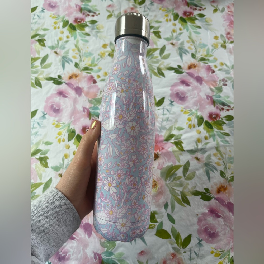 Blue floral water bottle